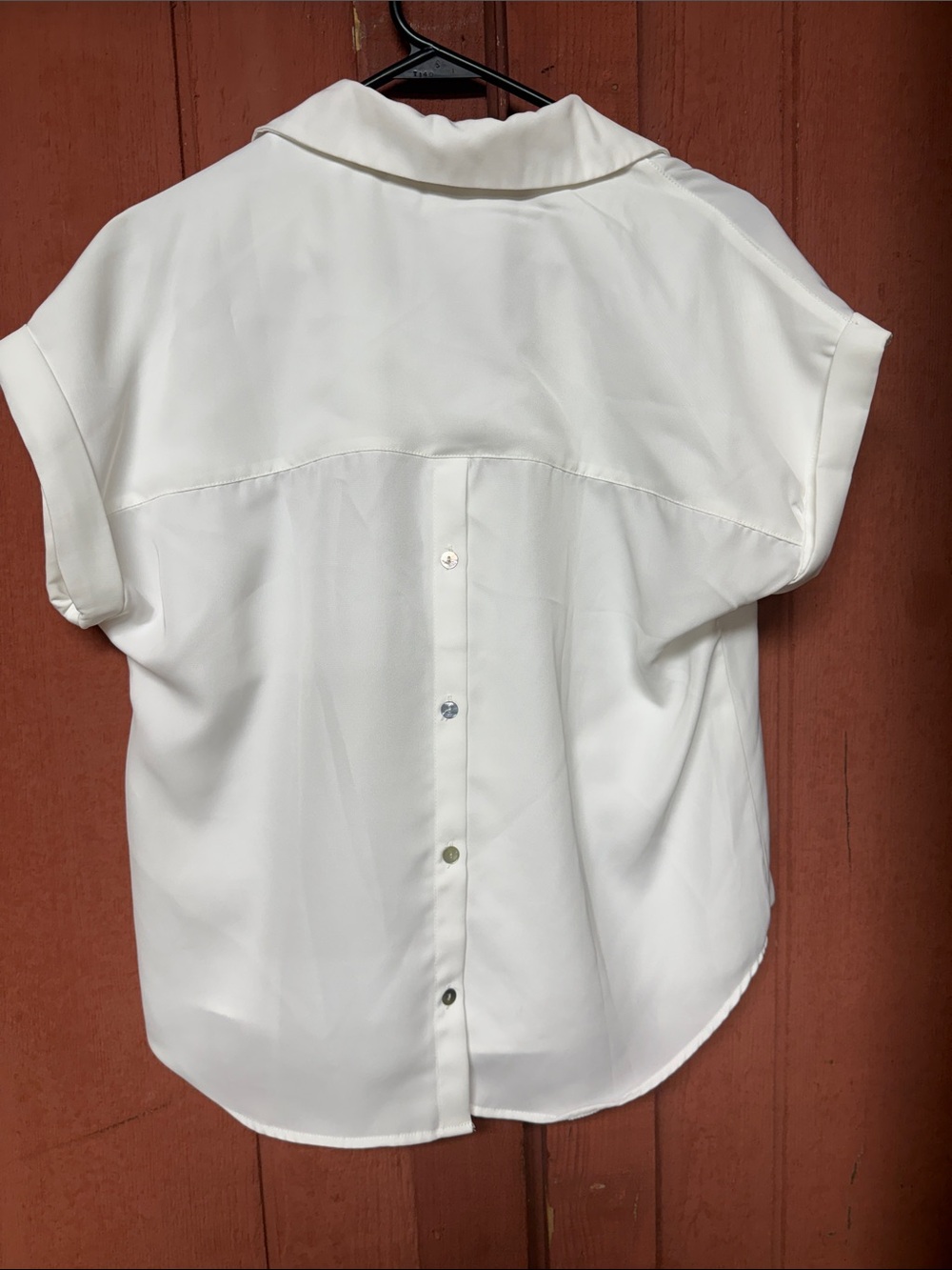 White Short-Sleeve Split V-Neck Collared Blouse - Picture 3 of 3